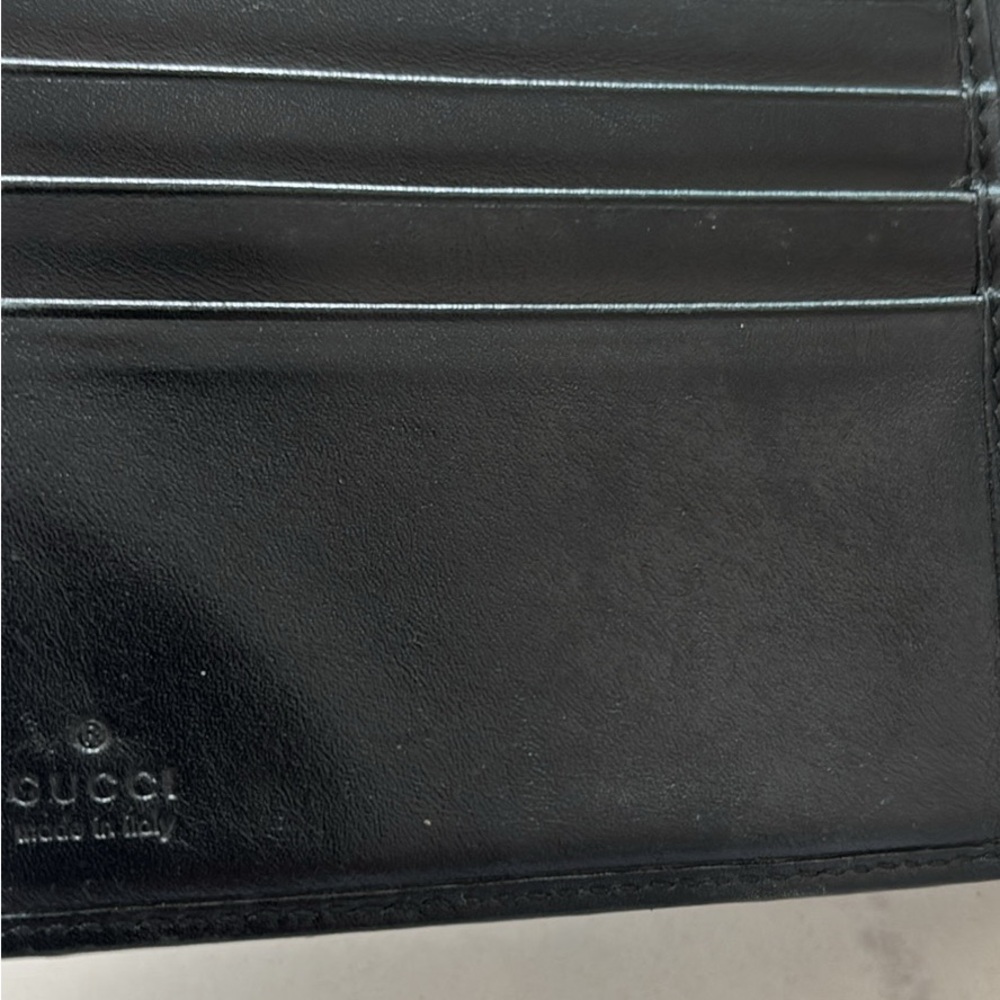 Authentic Gucci Black Canvas & Leather Bifold Wallet with Gold Plaque - Picture 5 of 10